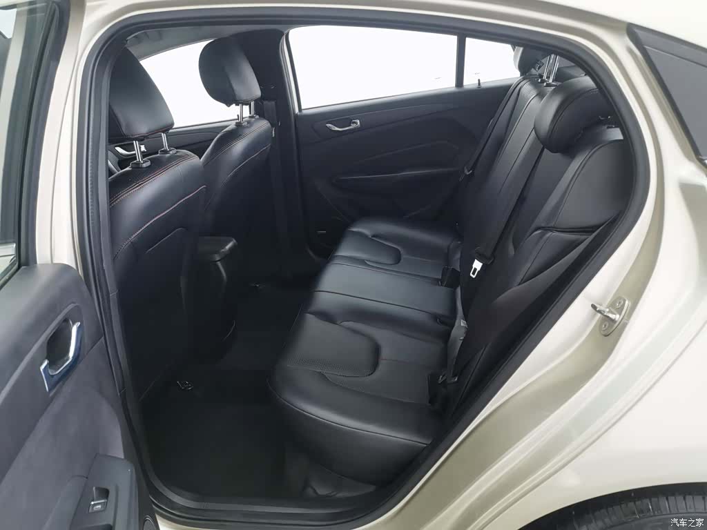 Chery 5, 2016 15