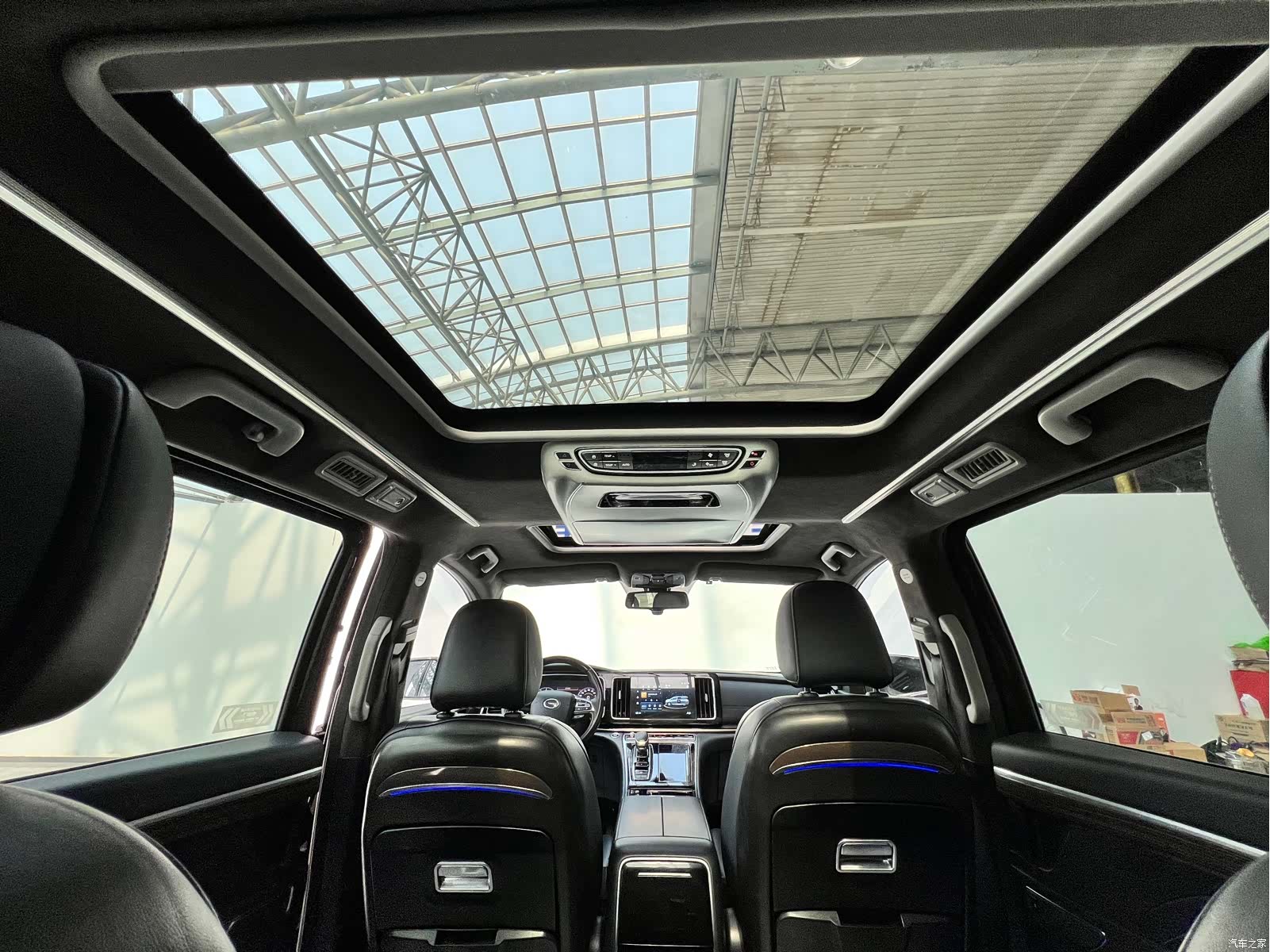 Trumpchi M8, 2021 32