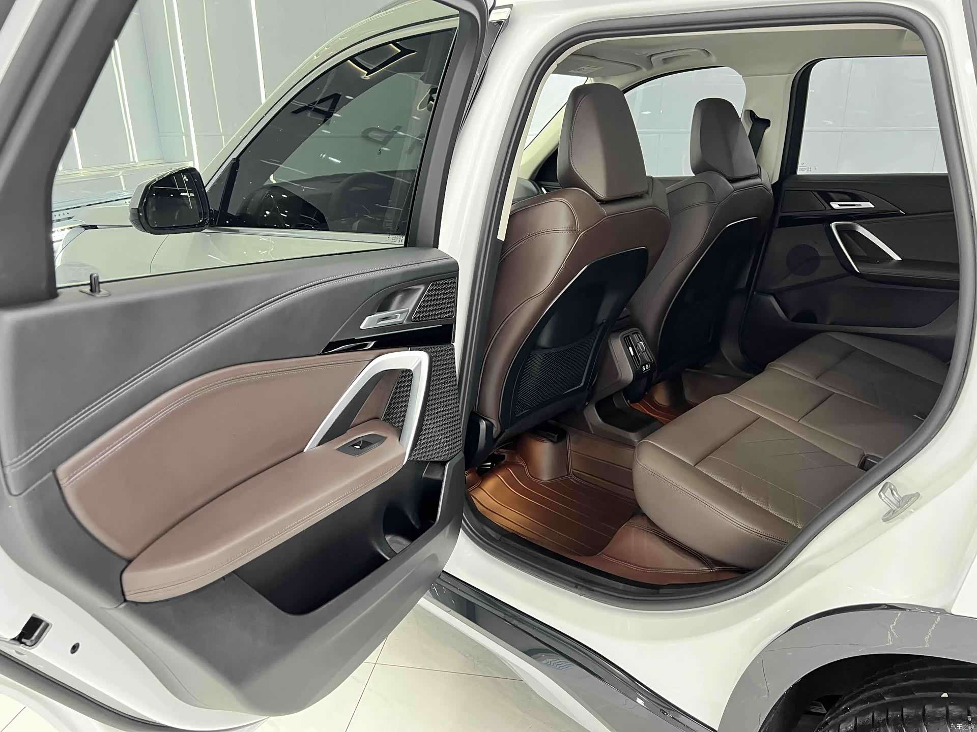 BMW X1, 2023 12