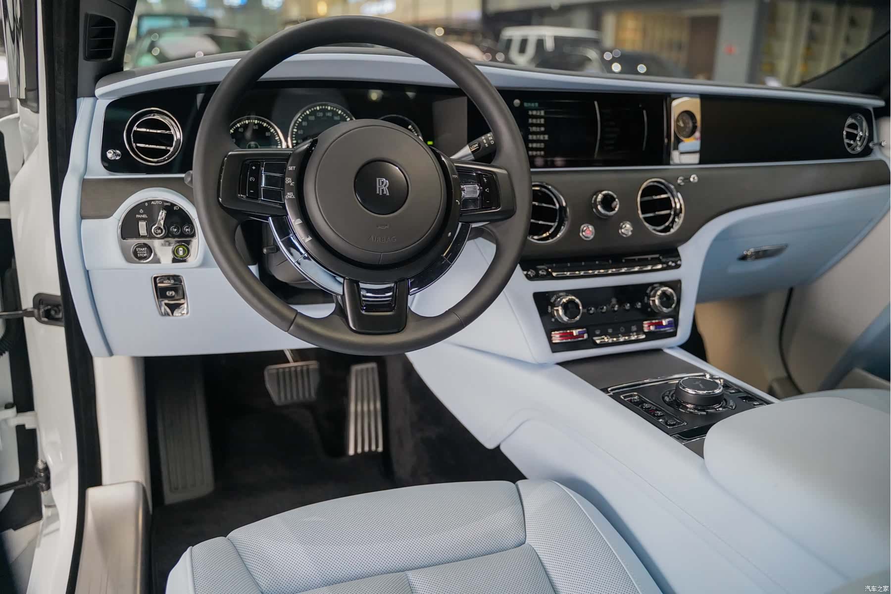 Rolls-Royce Ghost, 2025 2