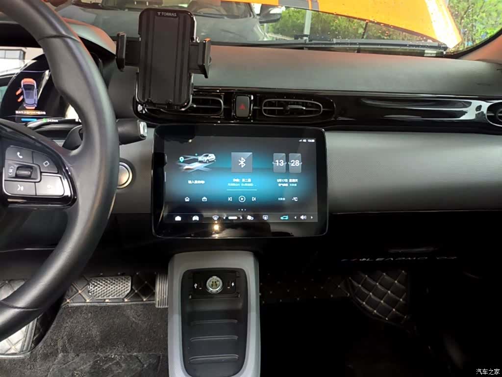 Leapmotor T03, 2022 13