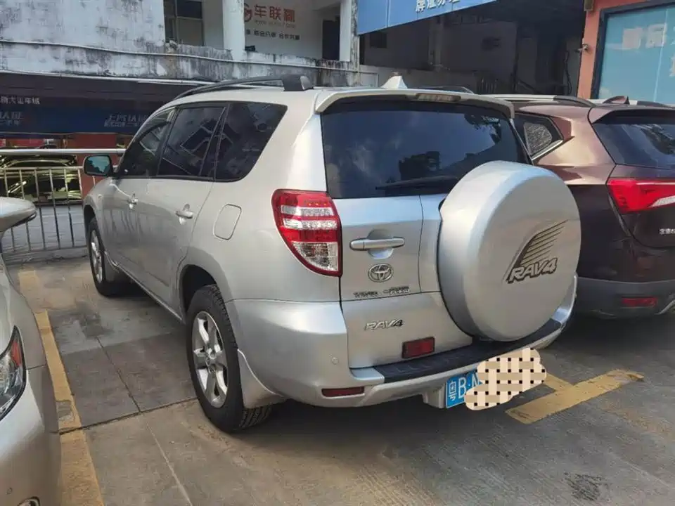 Toyota RAV4 Rongfang