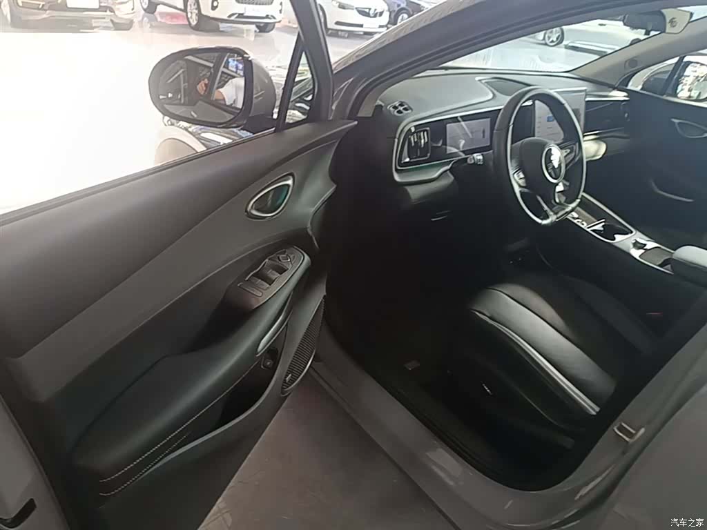 BYD HiAce, 2025 15