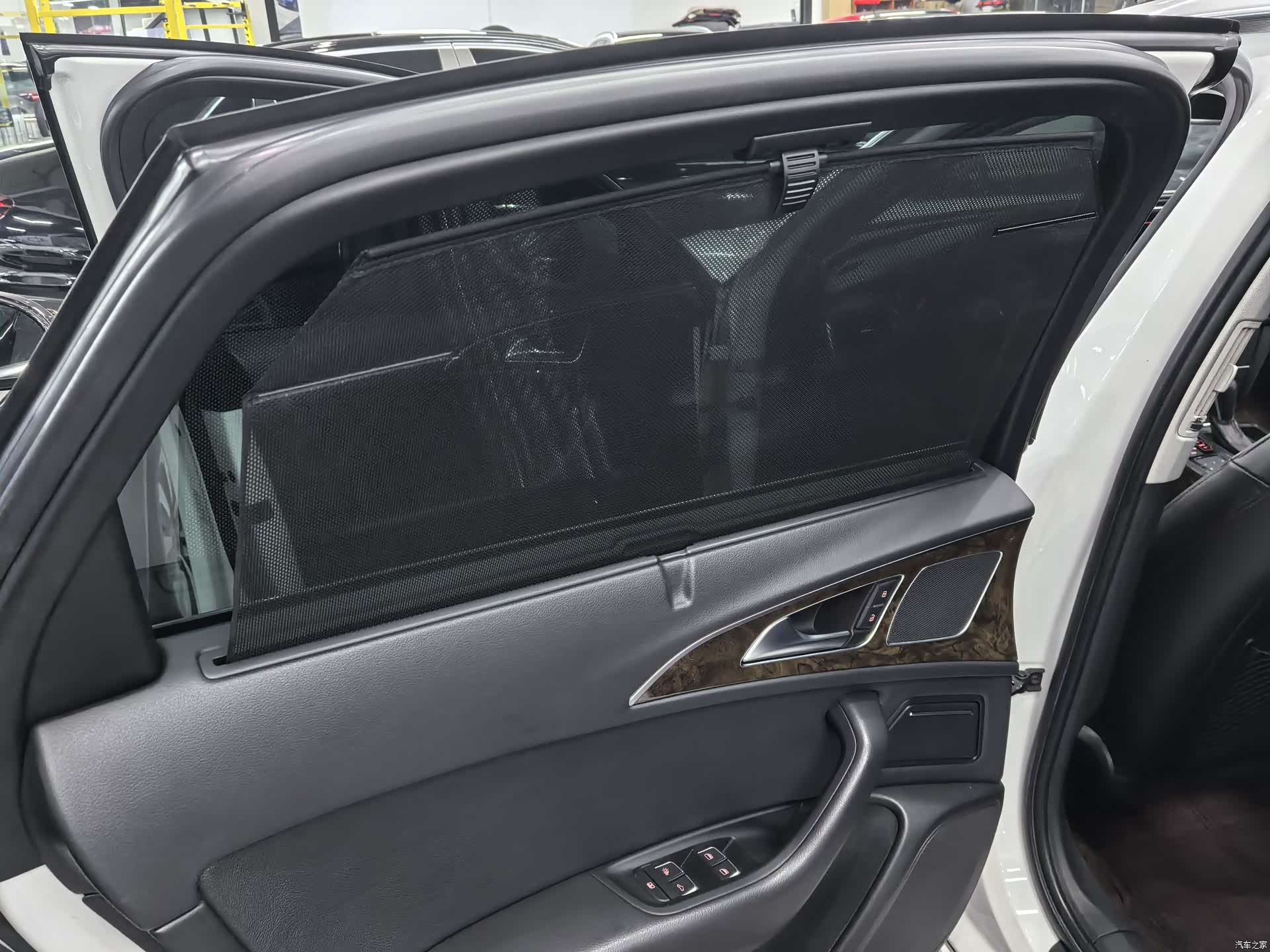 Audi A6L, 2016 13