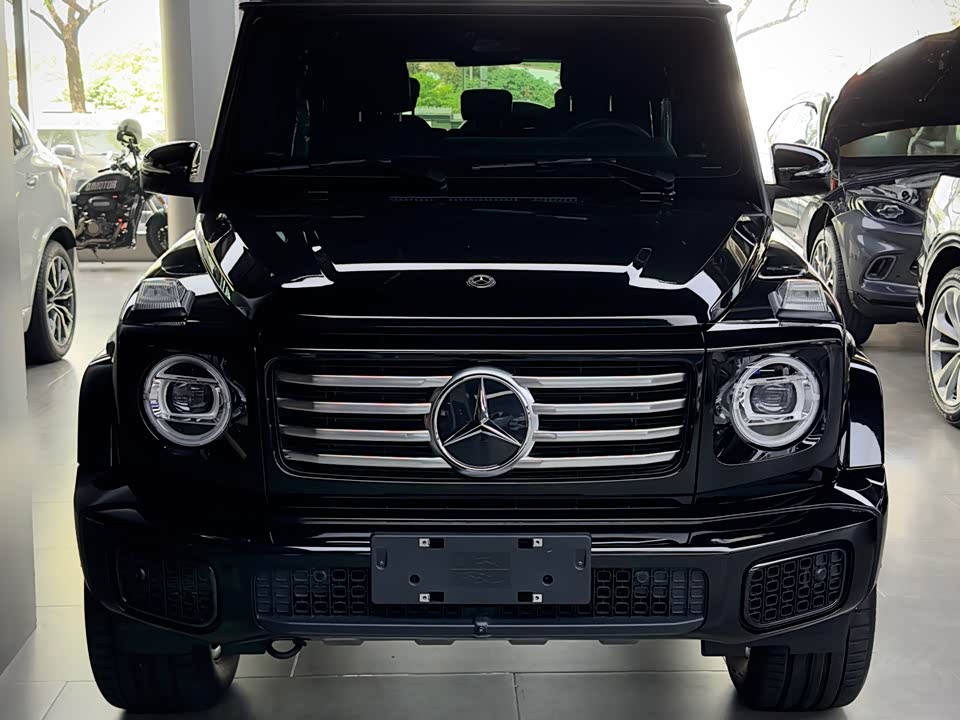 Mercedes-Benz G-class