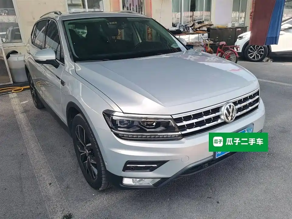 Volkswagen Tiguan L