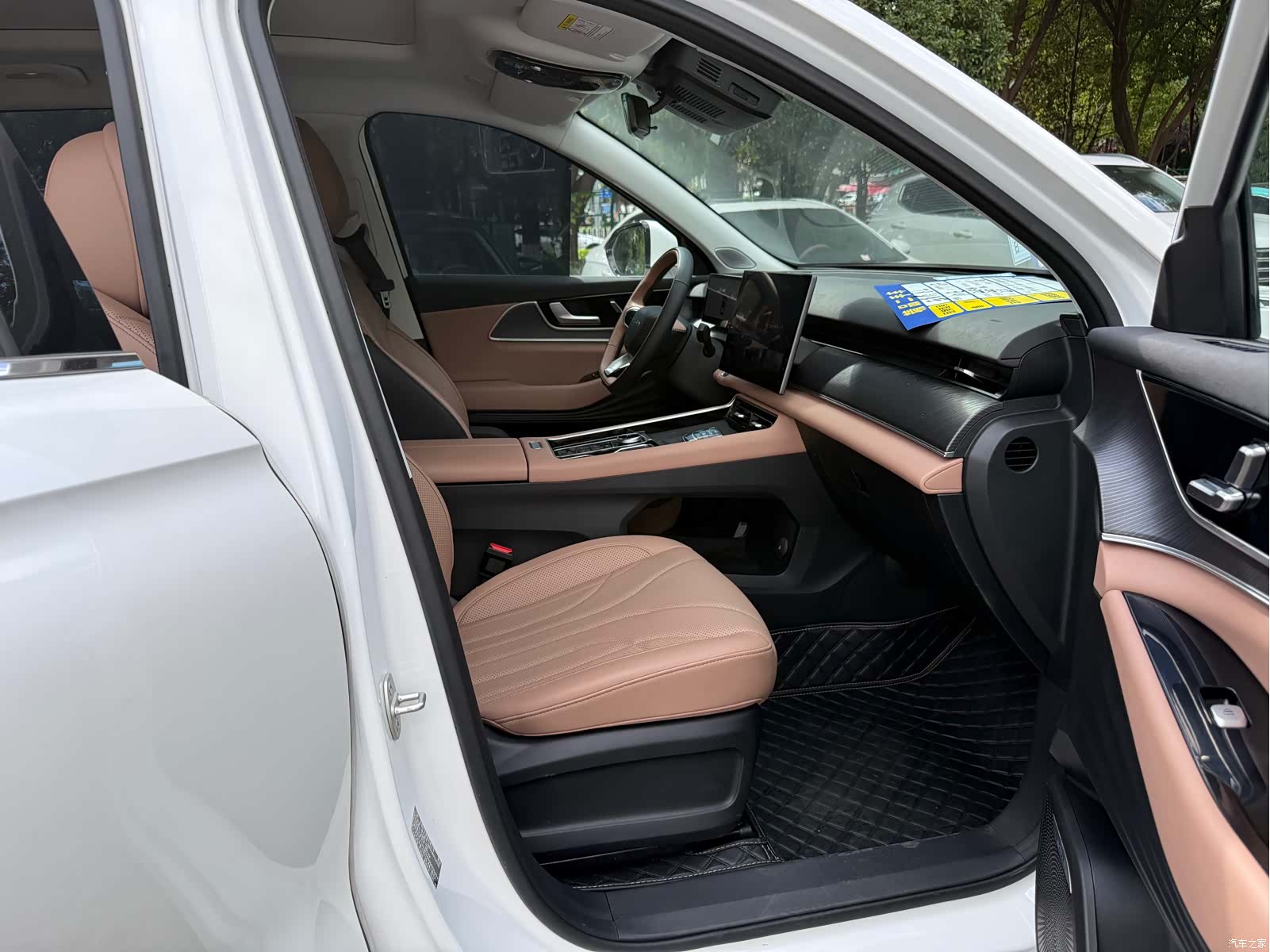 Chery Tiggo 8, 2025 4