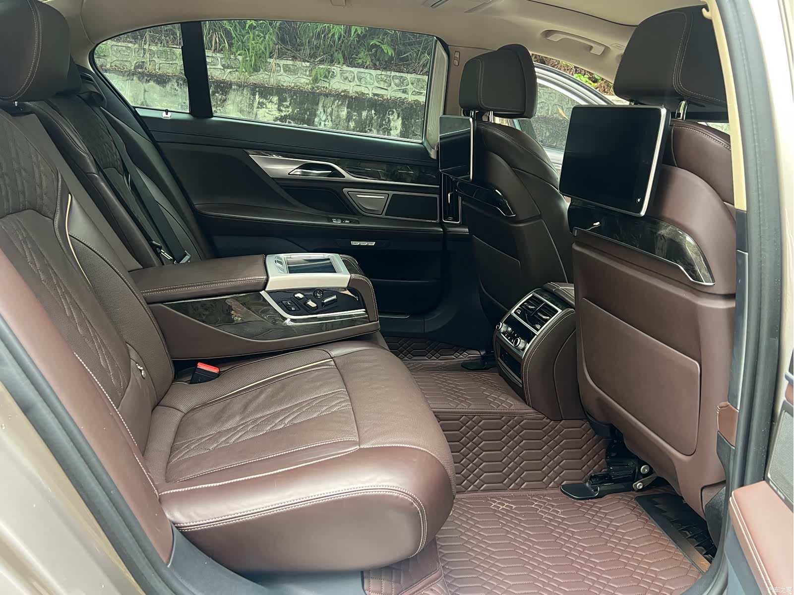 BMW 7 Series, 2017 13
