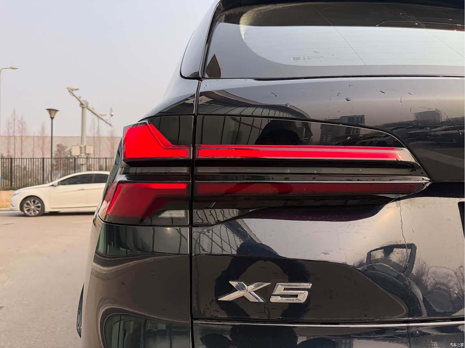 BMW X5, 2025 6
