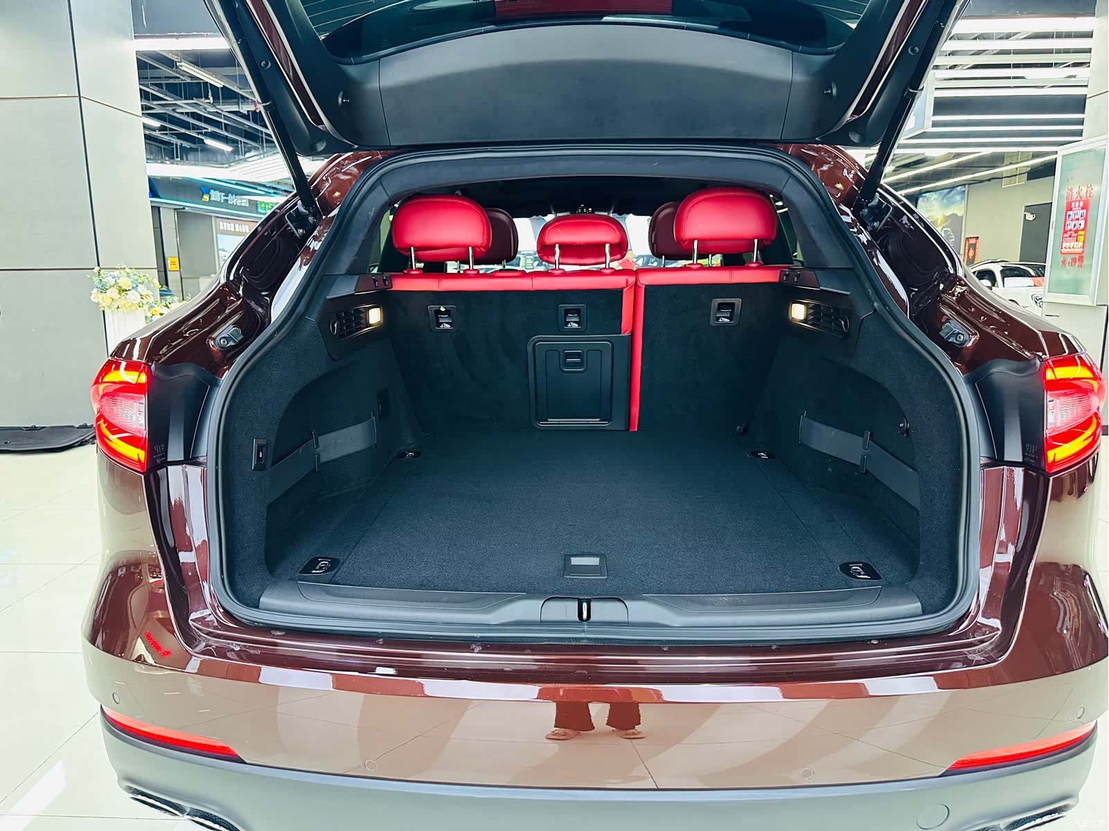 Maserati Levante, 2018 21