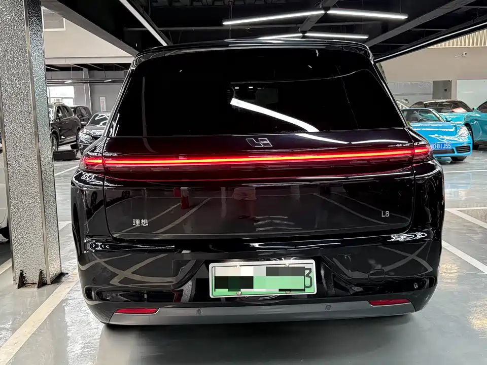 Li Auto Ideal L8