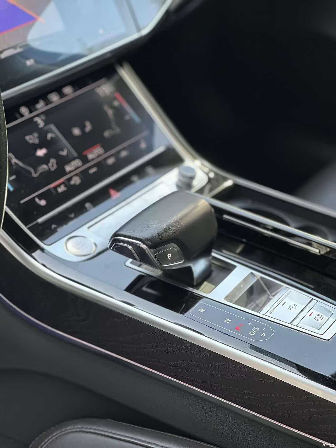 Audi A8L, 2019 13