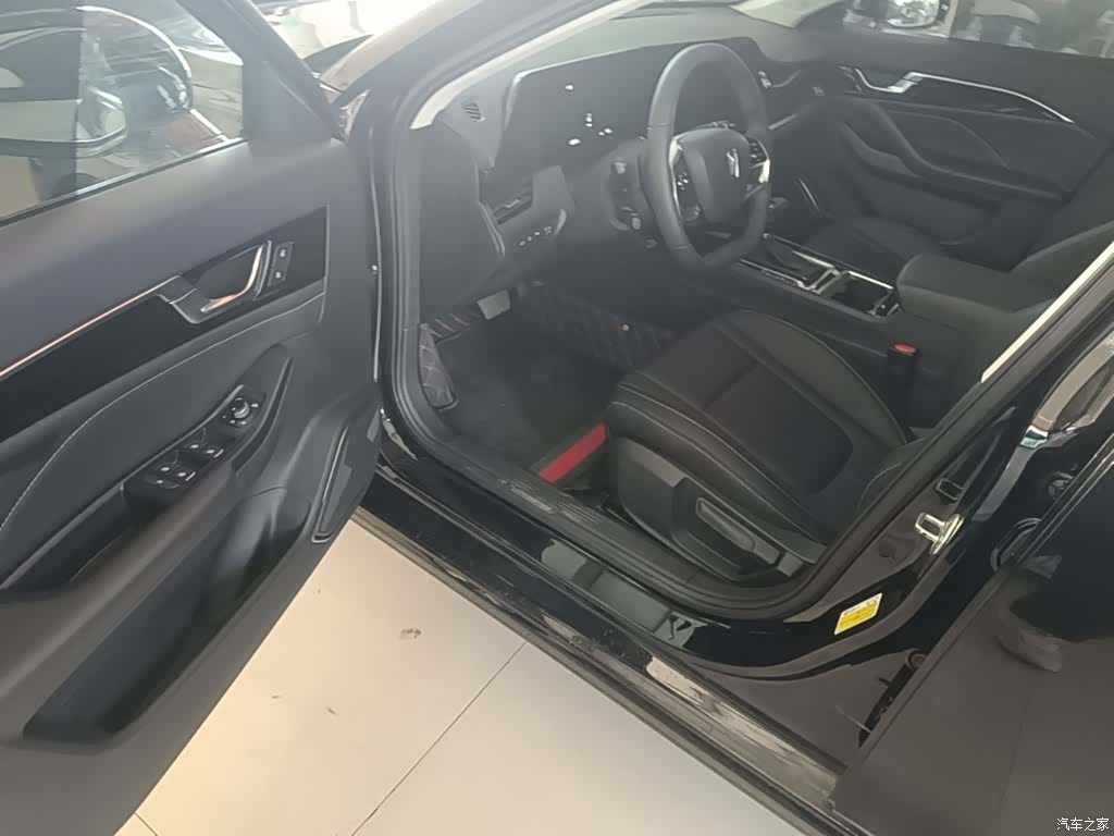 Bestune B70, 2022 16