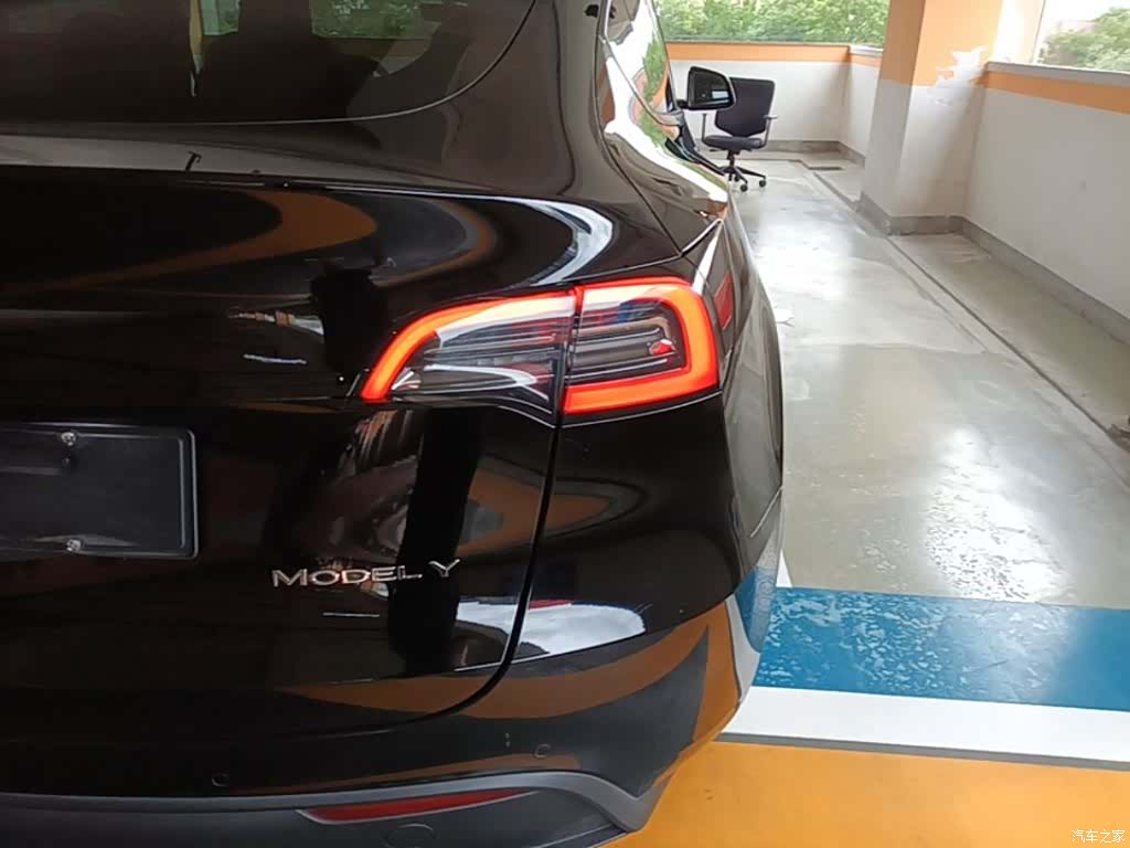 Tesla Model Y, 2022 8