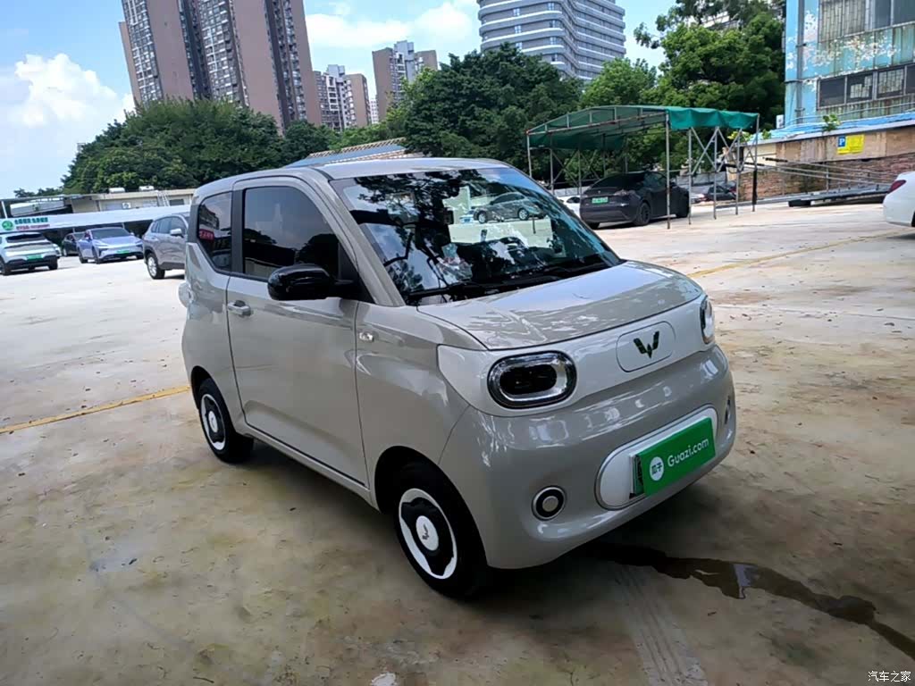 Wuling MINIEV, 2025 4