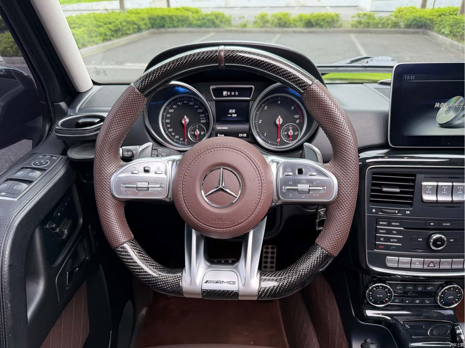 Mercedes-Benz G-Class, 2019 18