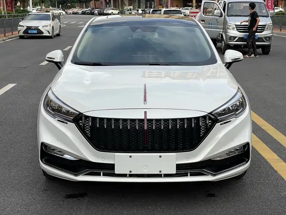 Hongqi H5