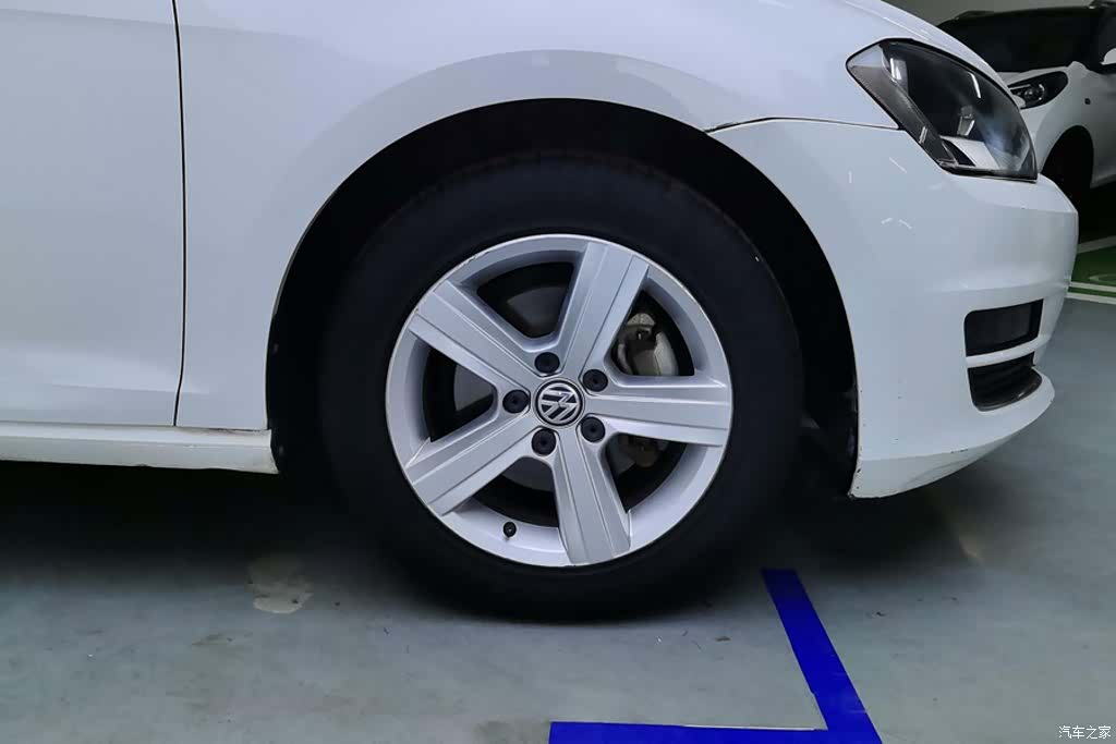 Volkswagen Golf, 2015 6