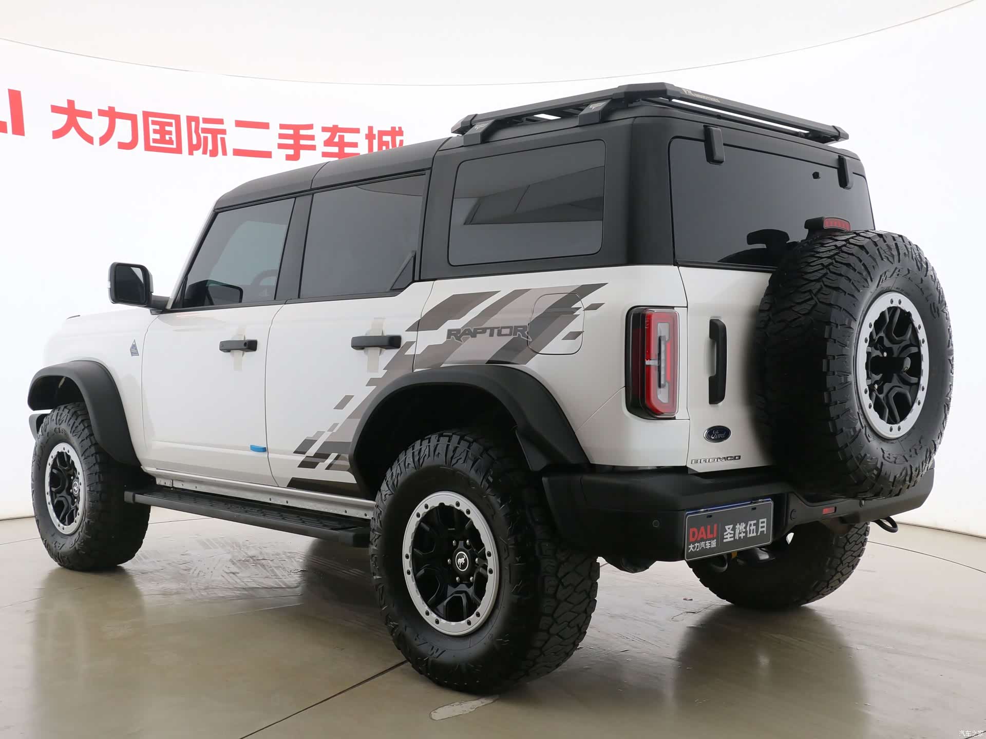 Ford Bronco, 2025 14