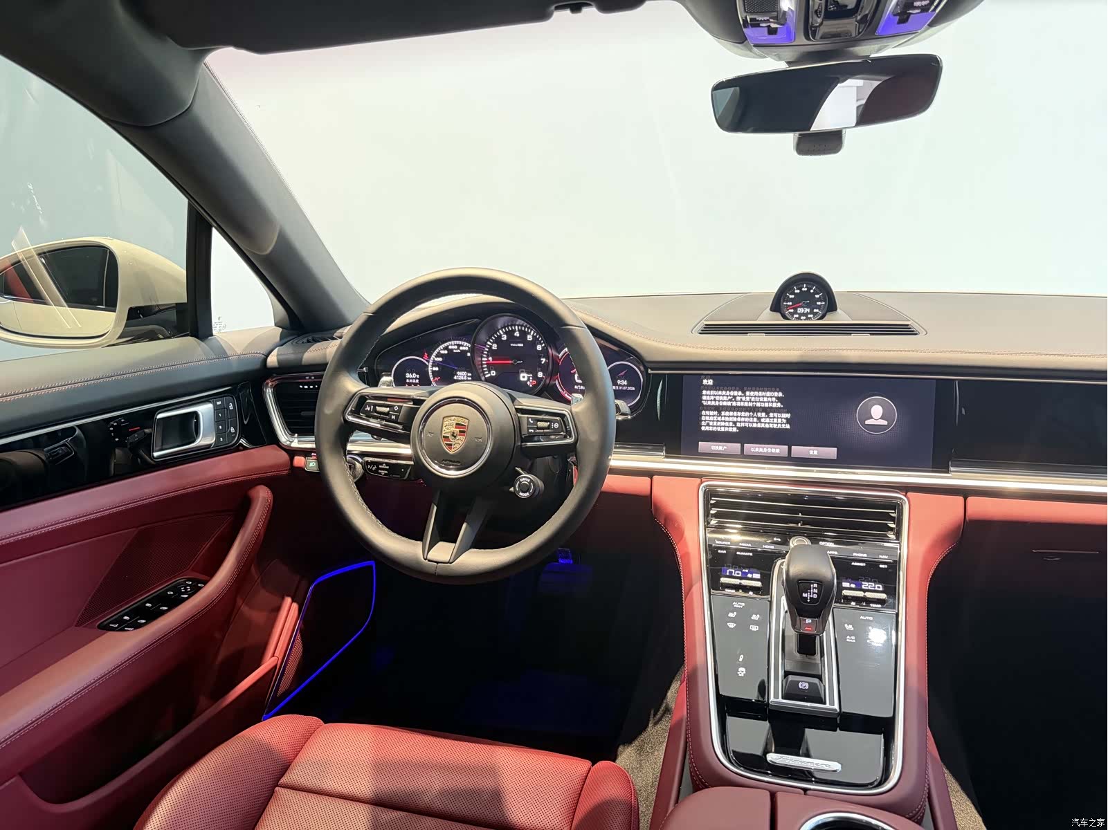 Porsche Panamera, 2023 11