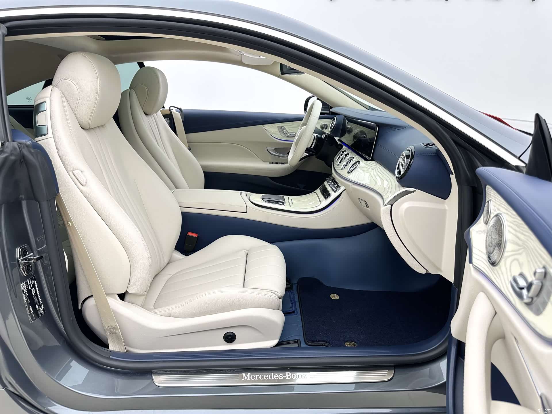 Mercedes-Benz E-Class, 2022 все фото