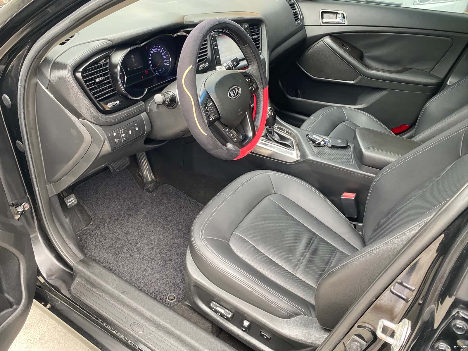 Kia K5, 2012 8