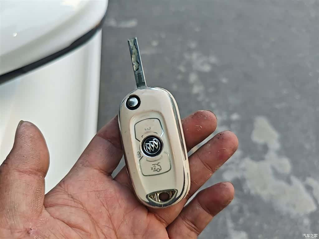 Buick Verano, 2023 9
