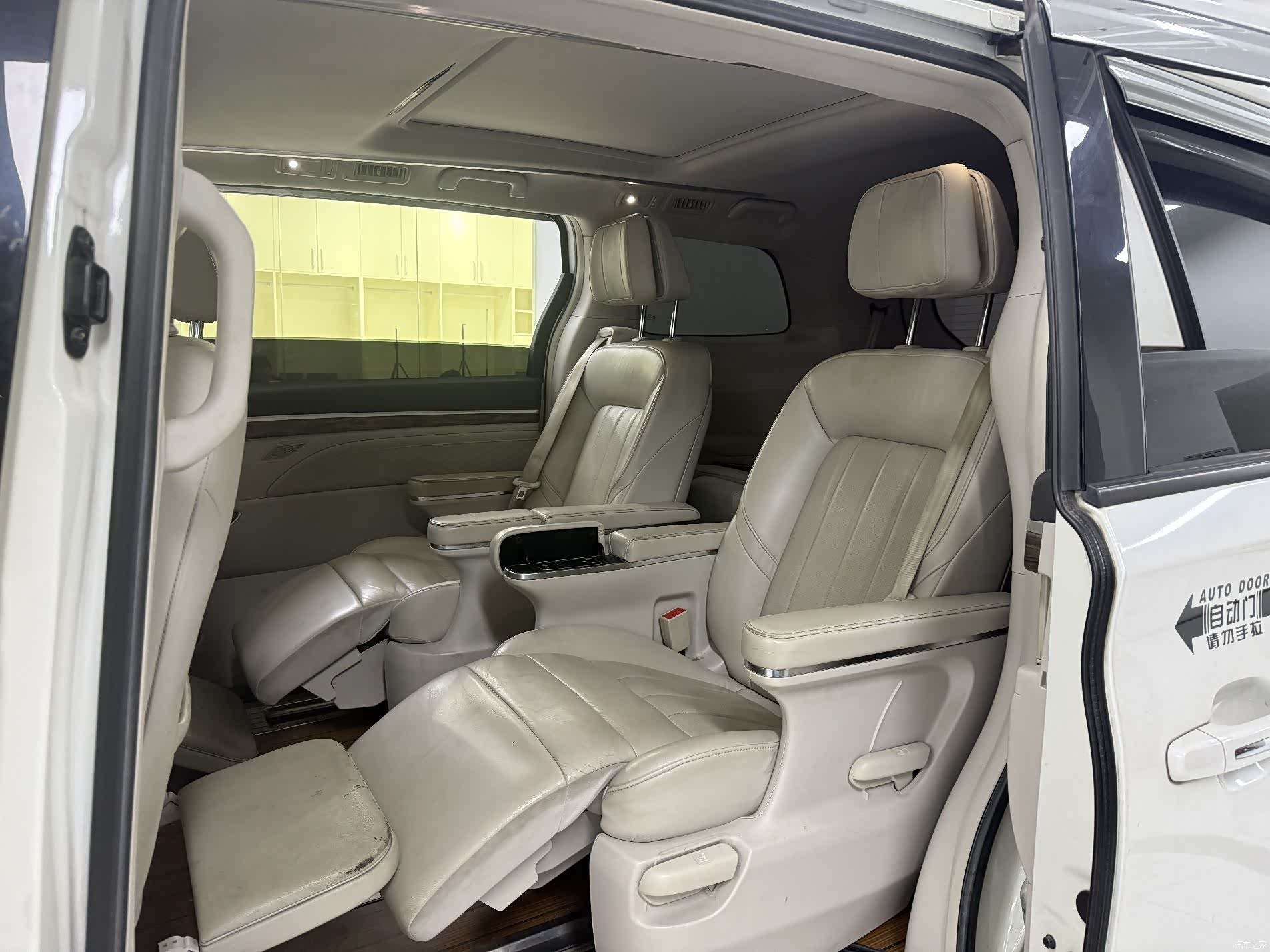 Trumpchi M8, 2018 10