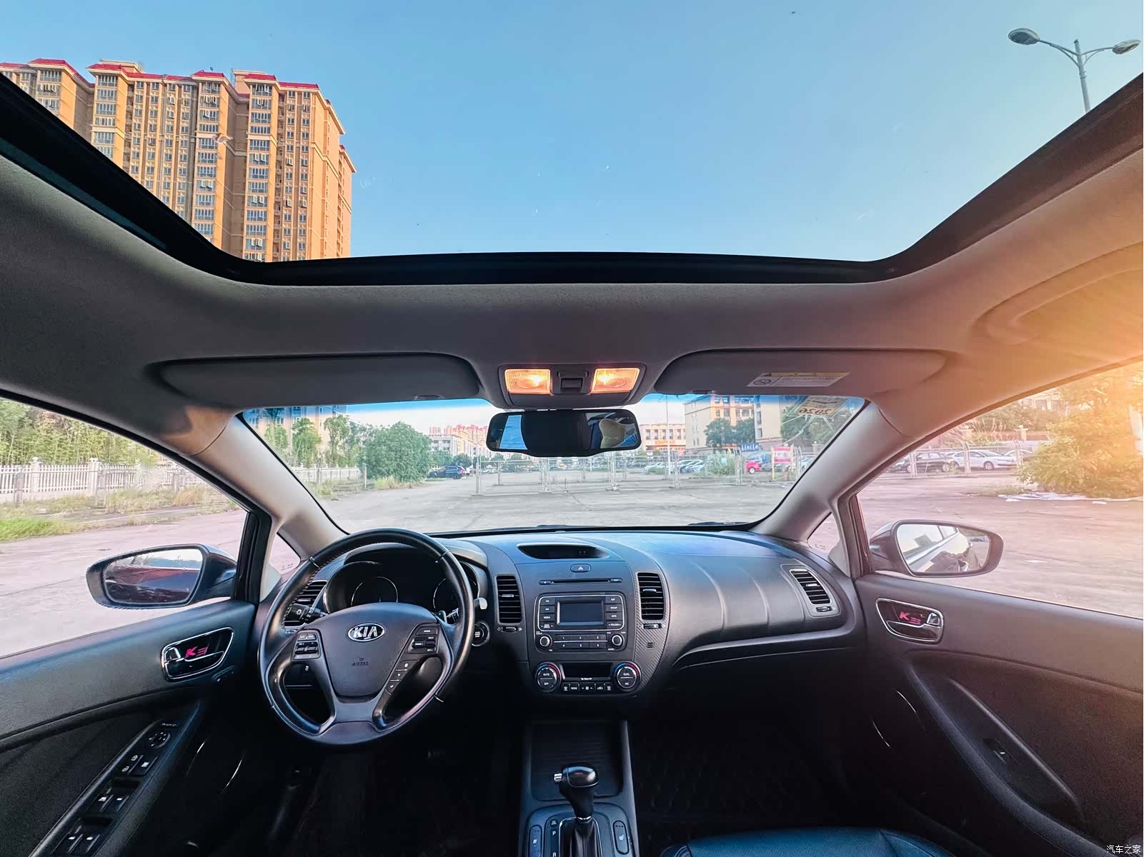 Kia K3, 2015 10