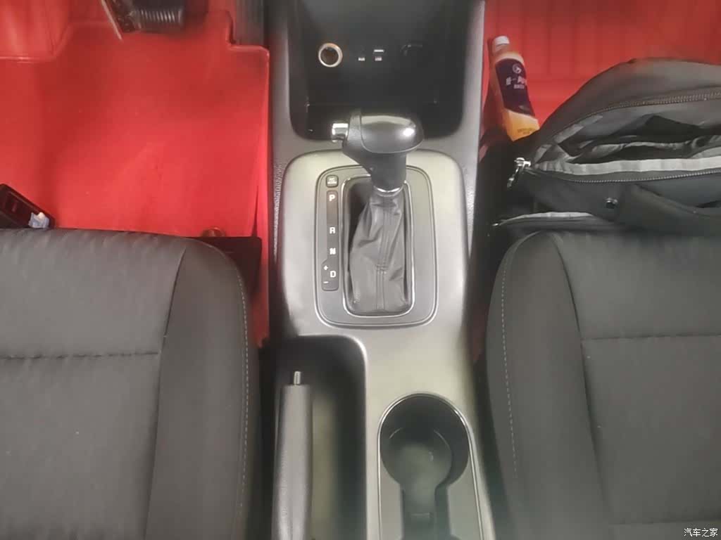 Kia K3, 2015 14