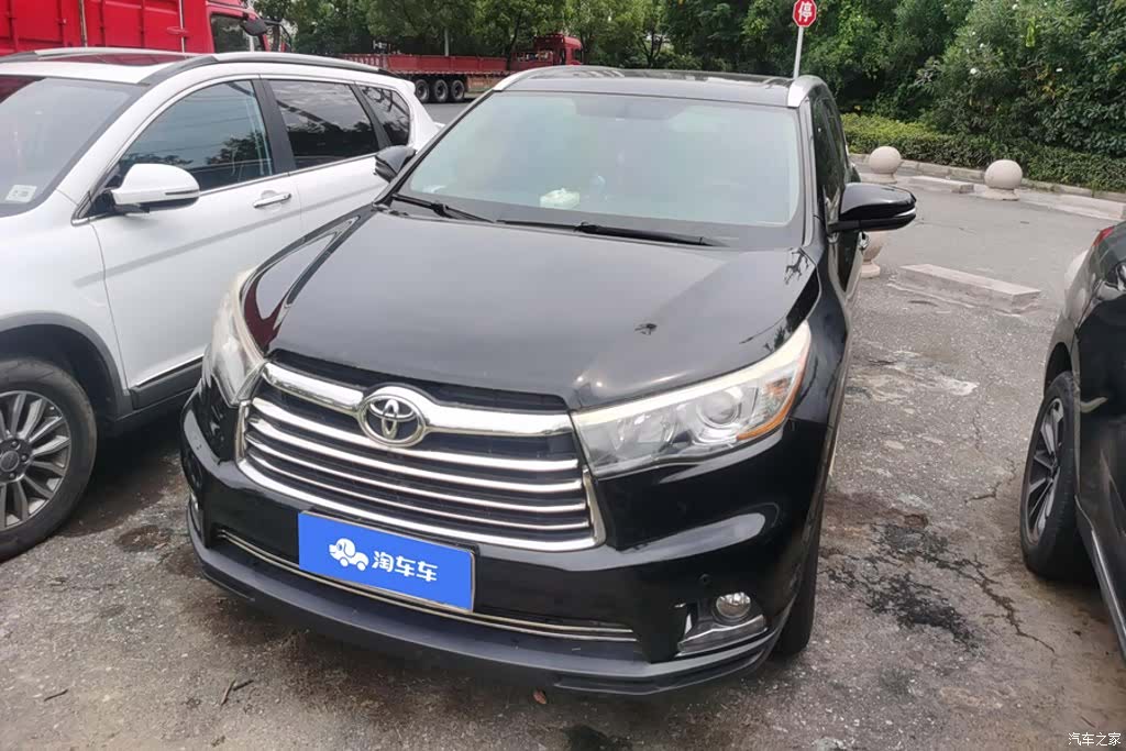 Toyota Highlander, 2016 1