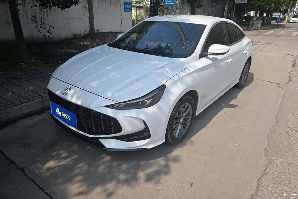 MG MG5, 2025 1