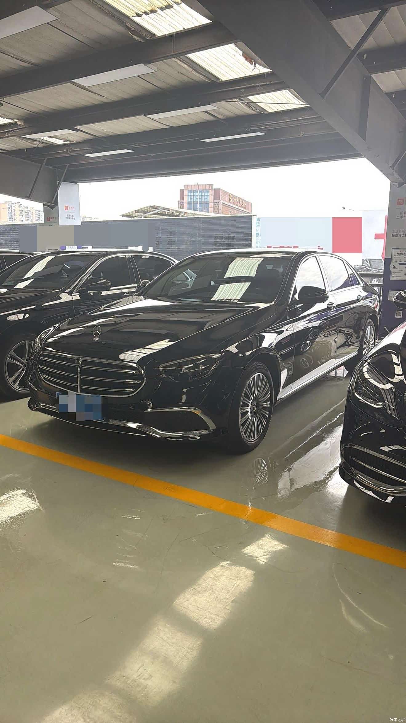 Mercedes-Benz E-Class, 2022 1