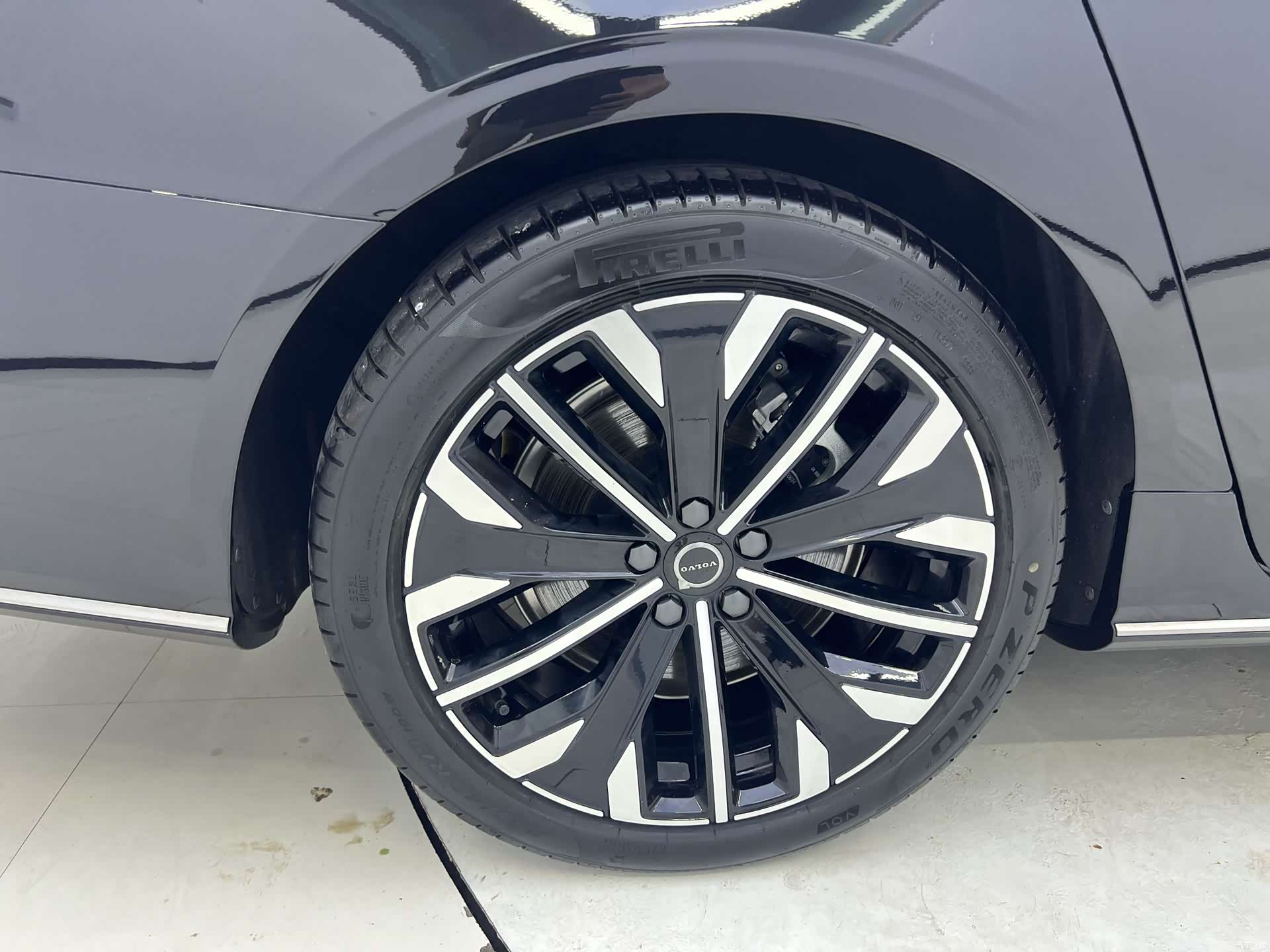 Volvo S90, 2025 13