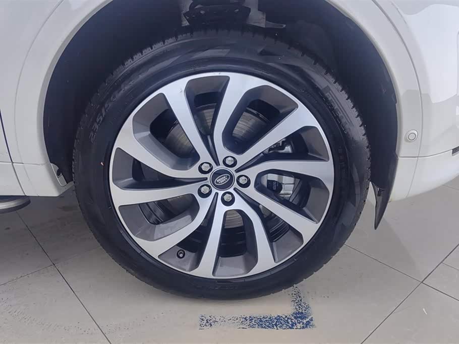 Land Rover Discover sports