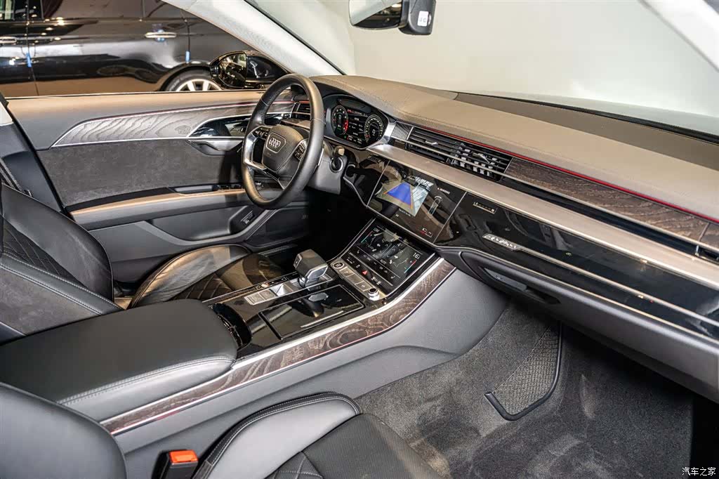 Audi A8L, 2021 10