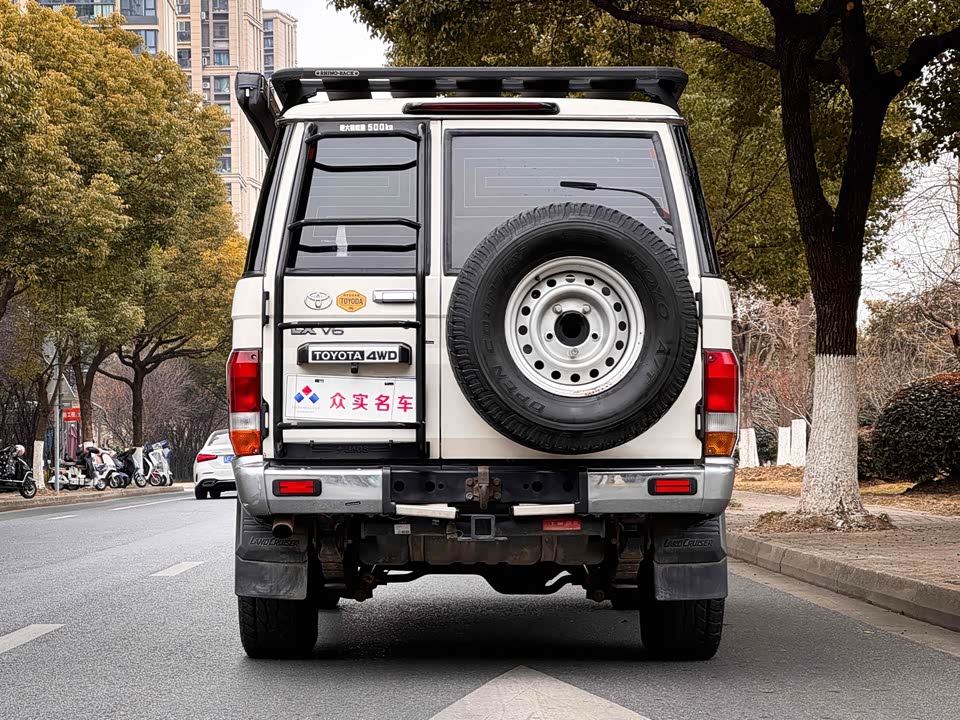 Toyota Land Cruiser Toyota Land Cruiser