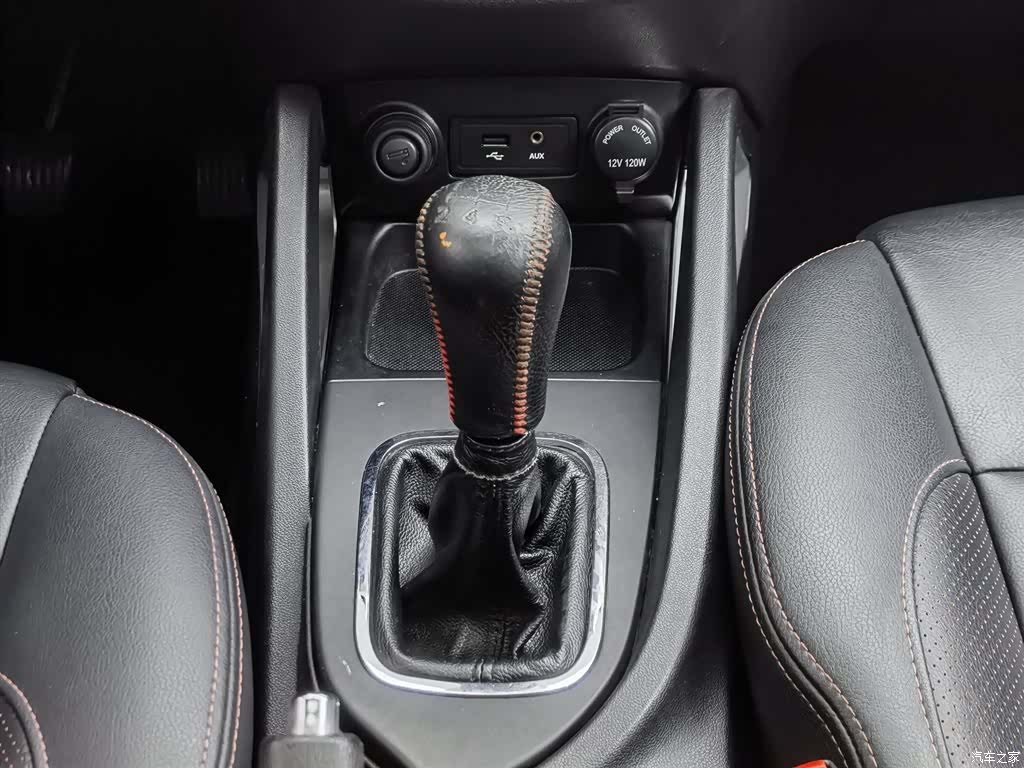 Changan CS35, 2016 13