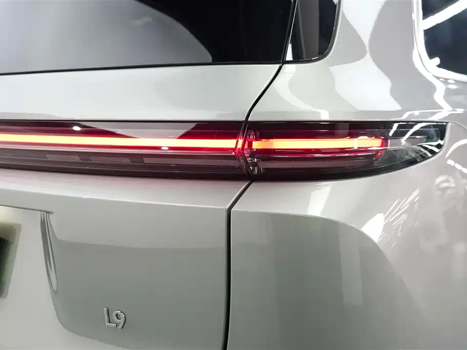 Li Auto Ideal L9