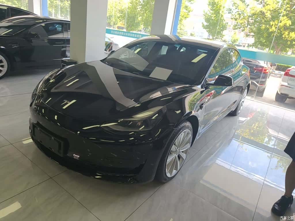 Tesla Model 3, 2021 1