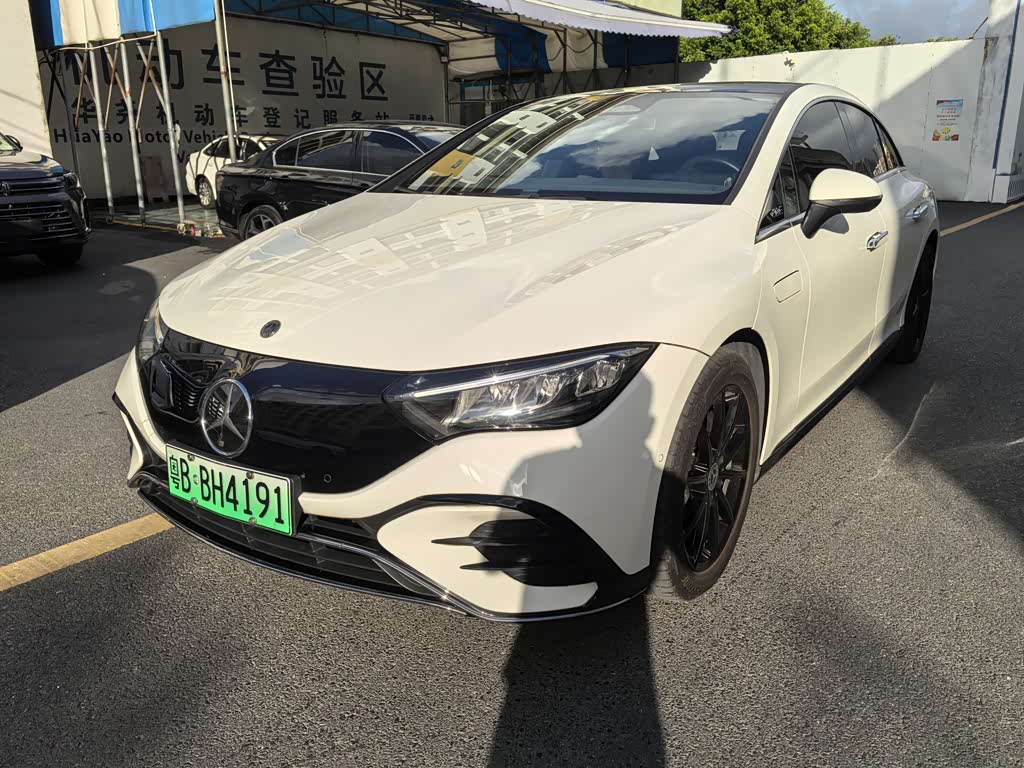 Mercedes-Benz EQE