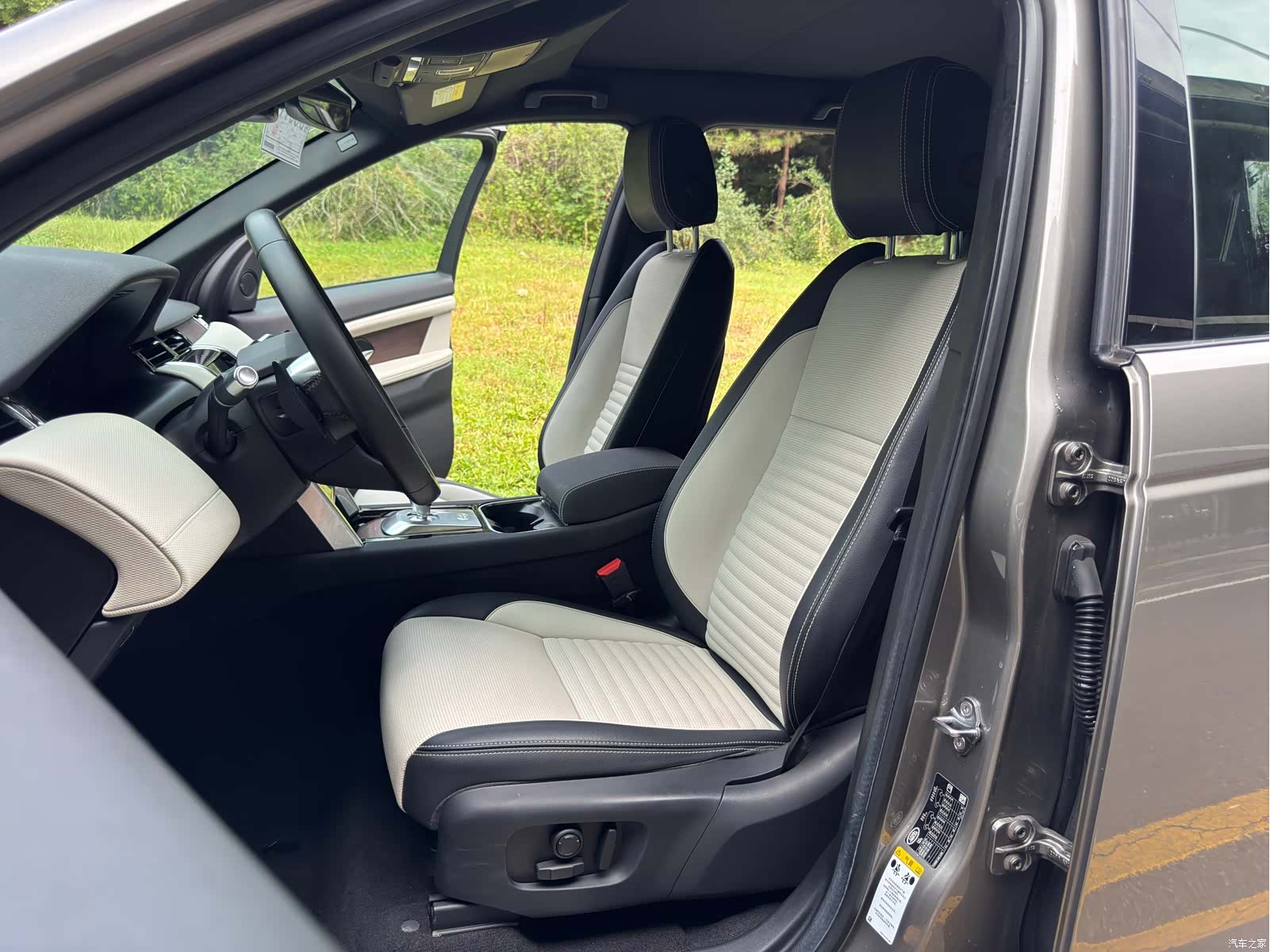 Land Rover Discovery, 2021 9