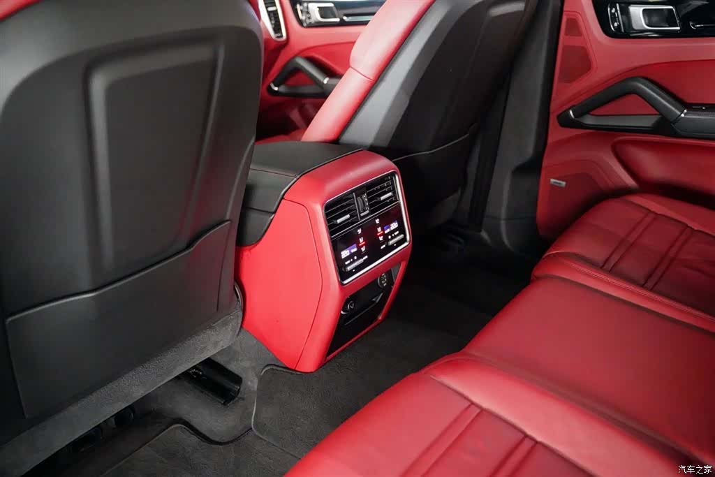 Porsche Cayenne, 2019 12