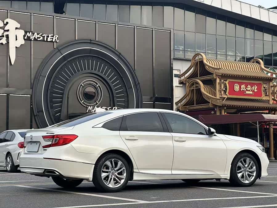Honda Accord 2020, фото 13
