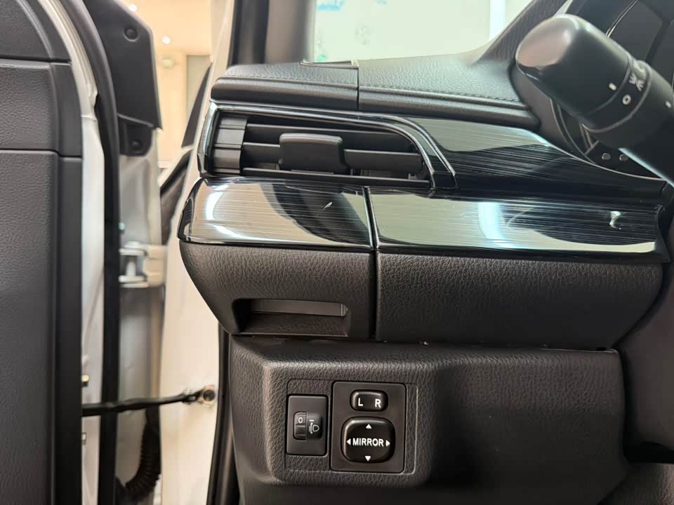 Toyota YARiS L Zhixuan