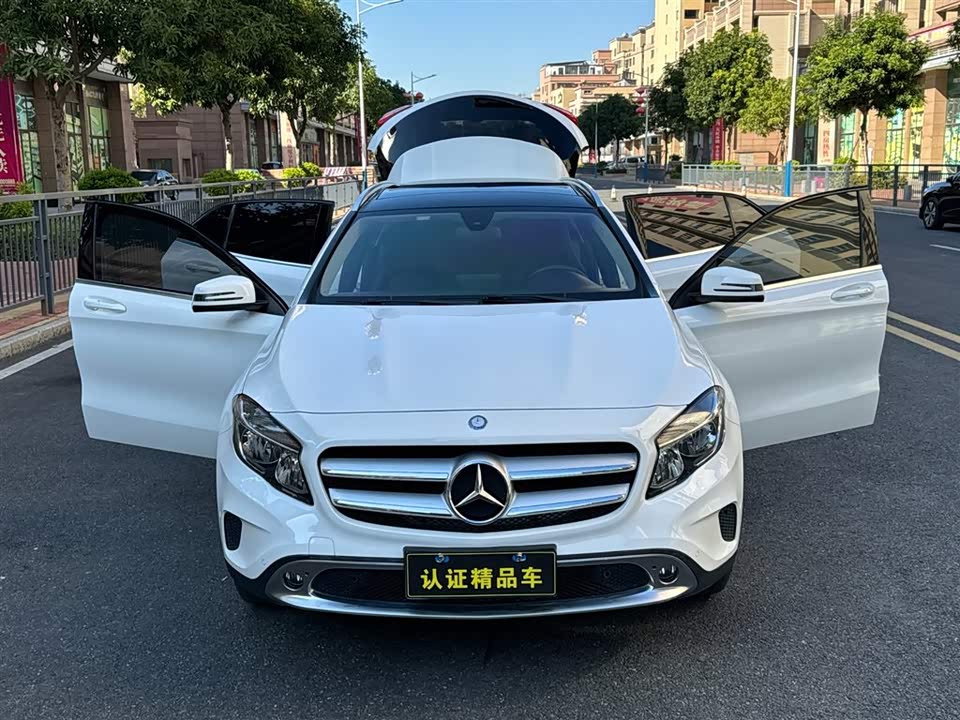 Mercedes-Benz GLA