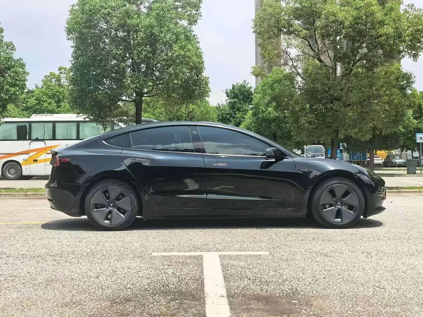 Tesla Model 3, 2022 7