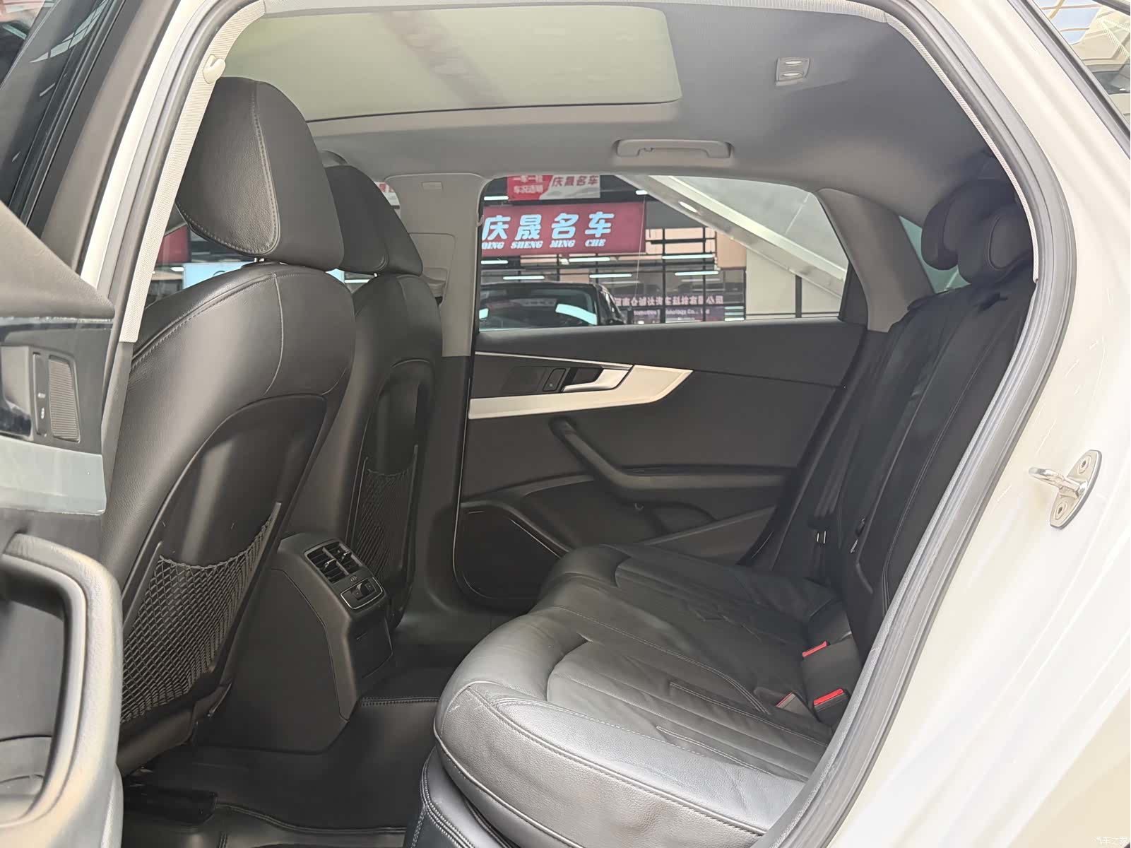 Audi A4L, 2019 10
