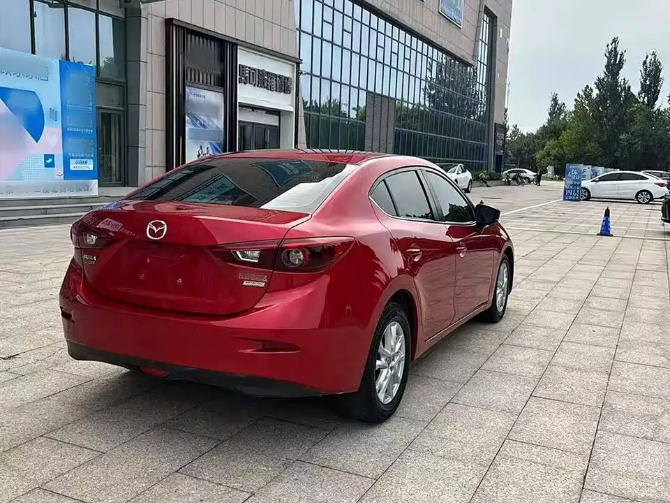 Mazda 3 Angkesaila