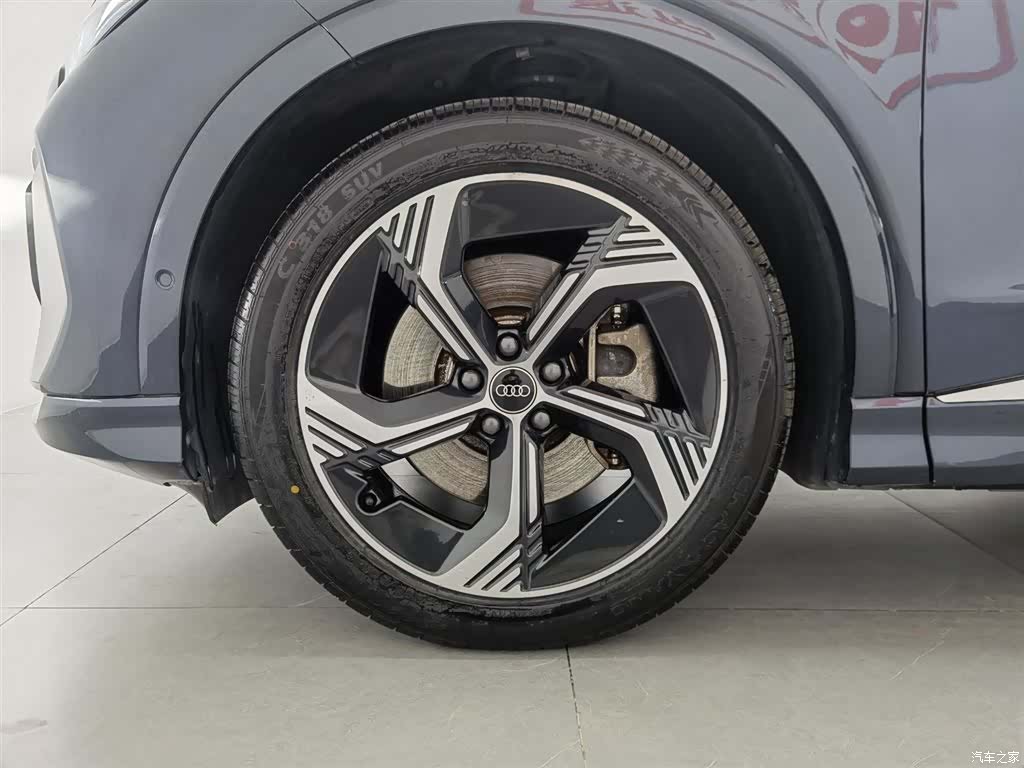 Audi Q4 e-tron, 2023 17